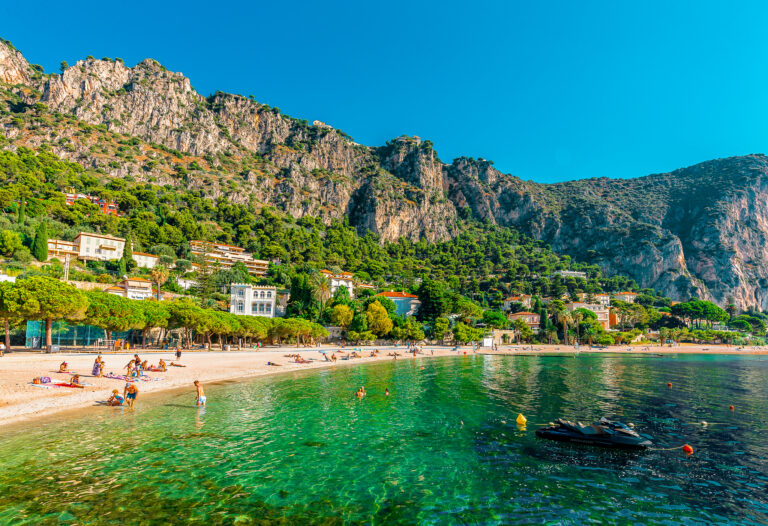 The Best Beaches on the Côte d'Azur for an Unforgettable Vacation